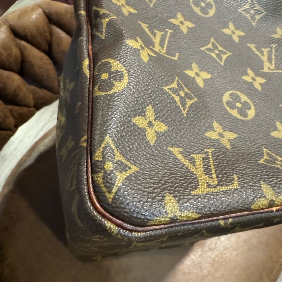 Authentic Louis vuitton speedy 30 monogram - Picture 11 of 16